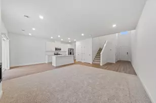 3022 Basswood St, Little Canada, MN 55117 - Photo 7