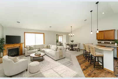 948 Southern Ridge Drive SW, Rochester, MN 55902 - Photo 5