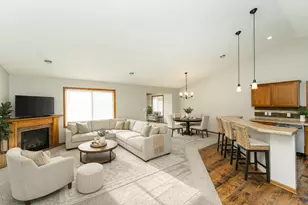 948 Southern Ridge Dr SW, Rochester, MN 55902 - Photo 5