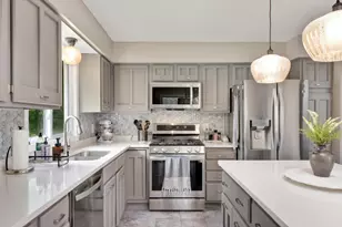 8920 Darnel Rd, Eden Prairie, MN 55347 - Photo 17