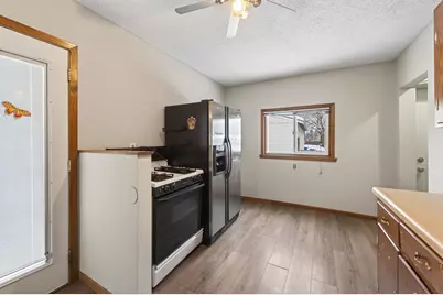 305 Osceola Avenue S, Saint Paul, MN 55102 - Photo 13