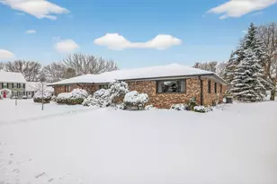1885 Heather Ct, West Saint Paul, MN 55118 - Photo 5