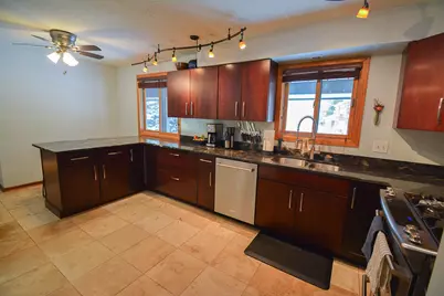 1410 Folwell Drive SW, Rochester, MN 55902 - Photo 7