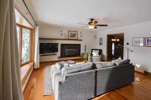 1410 Folwell Dr SW, Rochester, MN 55902 - Photo 3