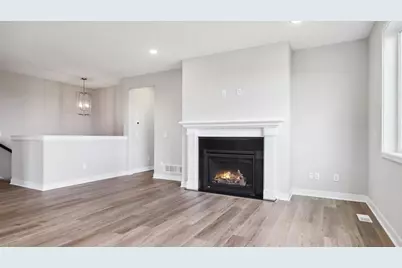 1264 Compton Avenue, River Falls, WI 54022 - Photo 11