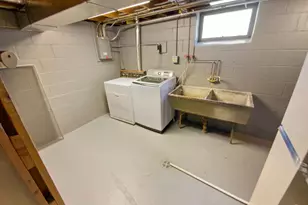 9211 Bryant Ave S, Bloomington, MN 55420 - Photo 15