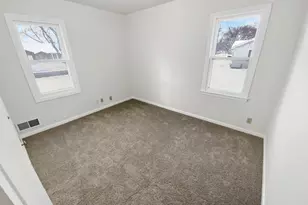 9211 Bryant Ave S, Bloomington, MN 55420 - Photo 11