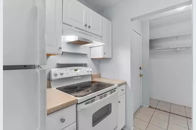 4397 Wilshire Boulevard #204, Mound, MN 55364 - Photo 11