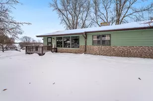 629 Olson Ave, Windom, MN 56101 - Photo 33