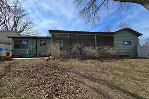 629 Olson Ave, Windom, MN 56101 - Photo 37