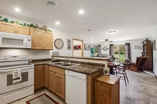 109 Nelson Dr, Elmwood, WI 54740 - Photo 9