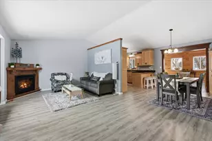 727 Garden Pl, Sauk Rapids, MN 56379 - Photo 9