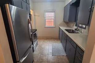 710 E 5th St, Redwood Falls, MN 56283 - Photo 3