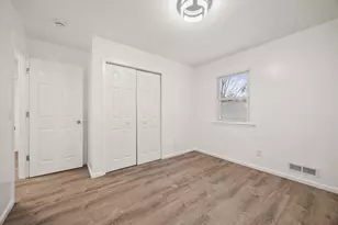 5242 Louisiana Ave N, Crystal, MN 55428 - Photo 23