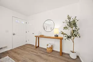 5242 Louisiana Ave N, Crystal, MN 55428 - Photo 9