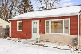 5242 Louisiana Ave N, Crystal, MN 55428 - Photo 5