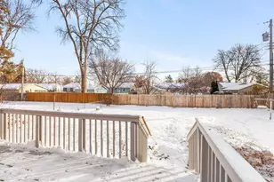 5242 Louisiana Ave N, Crystal, MN 55428 - Photo 29