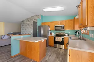 807 5th Ave NW, Dodge Center, MN 55927 - Photo 9