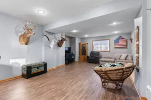 807 5th Ave NW, Dodge Center, MN 55927 - Photo 17