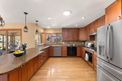 953 Lydia Avenue W, Roseville, MN 55113 - Photo 11