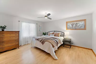 953 Lydia Avenue W, Roseville, MN 55113 - Photo 31