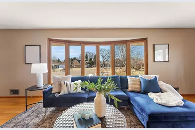 953 Lydia Avenue W, Roseville, MN 55113 - Photo 5