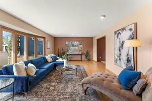 953 Lydia Ave W, Roseville, MN 55113 - Photo 3