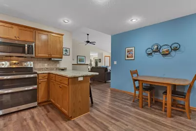 125 Meadow Lane, New London, MN 56273 - Photo 5