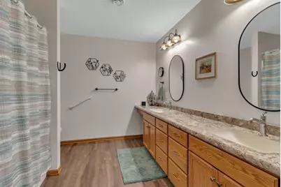 125 Meadow Lane, New London, MN 56273 - Photo 11