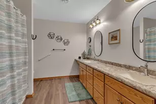 125 Meadow Ln, New London, MN 56273 - Photo 11
