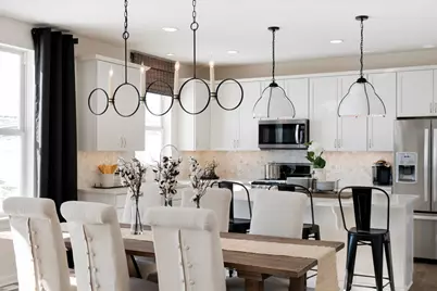 10390 McGregor Boulevard, Woodbury, MN 55129 - Photo 5