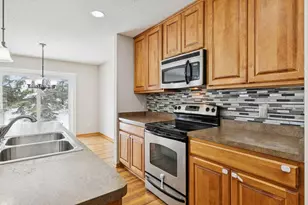 489 Canyon Blvd, Hudson, WI 54016 - Photo 5