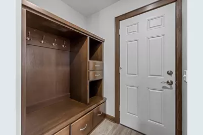 4687 Parkridge Drive, Eagan, MN 55123 - Photo 29