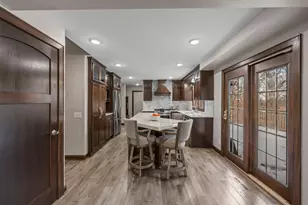 4687 Parkridge Dr, Eagan, MN 55123 - Photo 7