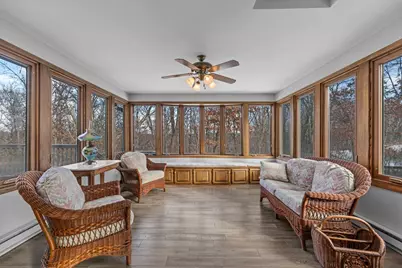 4687 Parkridge Drive, Eagan, MN 55123 - Photo 9