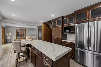 4687 Parkridge Drive, Eagan, MN 55123 - Photo 3