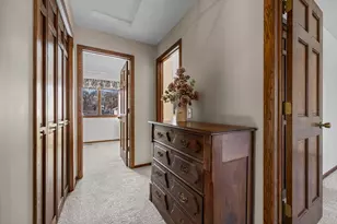 4687 Parkridge Dr, Eagan, MN 55123 - Photo 41