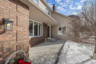4687 Parkridge Dr, Eagan, MN 55123 - Photo 57