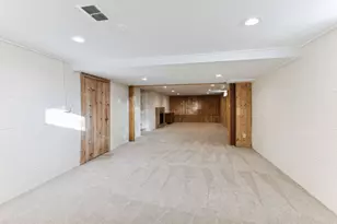 1887 Simpson St, Falcon Heights, MN 55113 - Photo 31