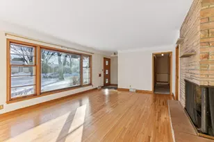 1887 Simpson St, Falcon Heights, MN 55113 - Photo 7