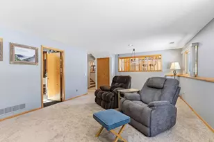 9235 Jeffery Ave S, Cottage Grove, MN 55016 - Photo 23