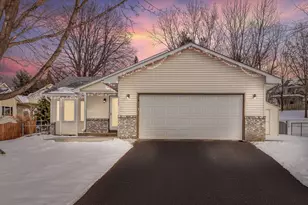 9235 Jeffery Ave S, Cottage Grove, MN 55016 - Photo 1