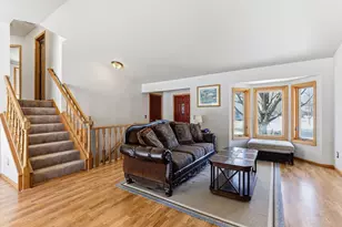 9235 Jeffery Ave S, Cottage Grove, MN 55016 - Photo 5