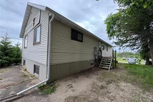 80 Summit Ave W, Blackduck, MN 56630 - Photo 3