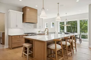 2Xx Stonebrooke Curve, Shakopee, MN 55379 - Photo 9