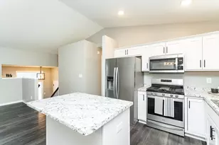 1206 6th Ave SE, Kasson, MN 55944 - Photo 9