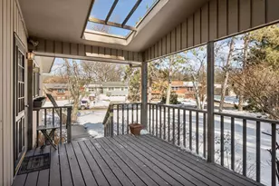 410 Totem Rd, Saint Paul, MN 55119 - Photo 11