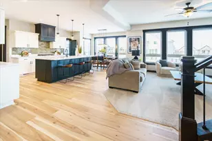 19789 Henley Ln, Lakeville, MN 55044 - Photo 9