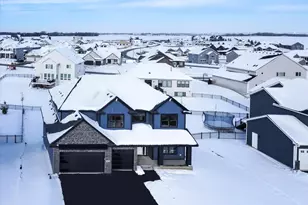 19789 Henley Ln, Lakeville, MN 55044 - Photo 49