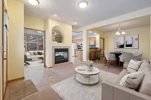 326 Hayes Dr, Hastings, MN 55033 - Photo 3